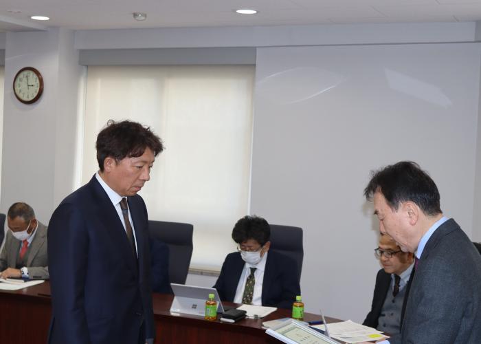 資材委員会